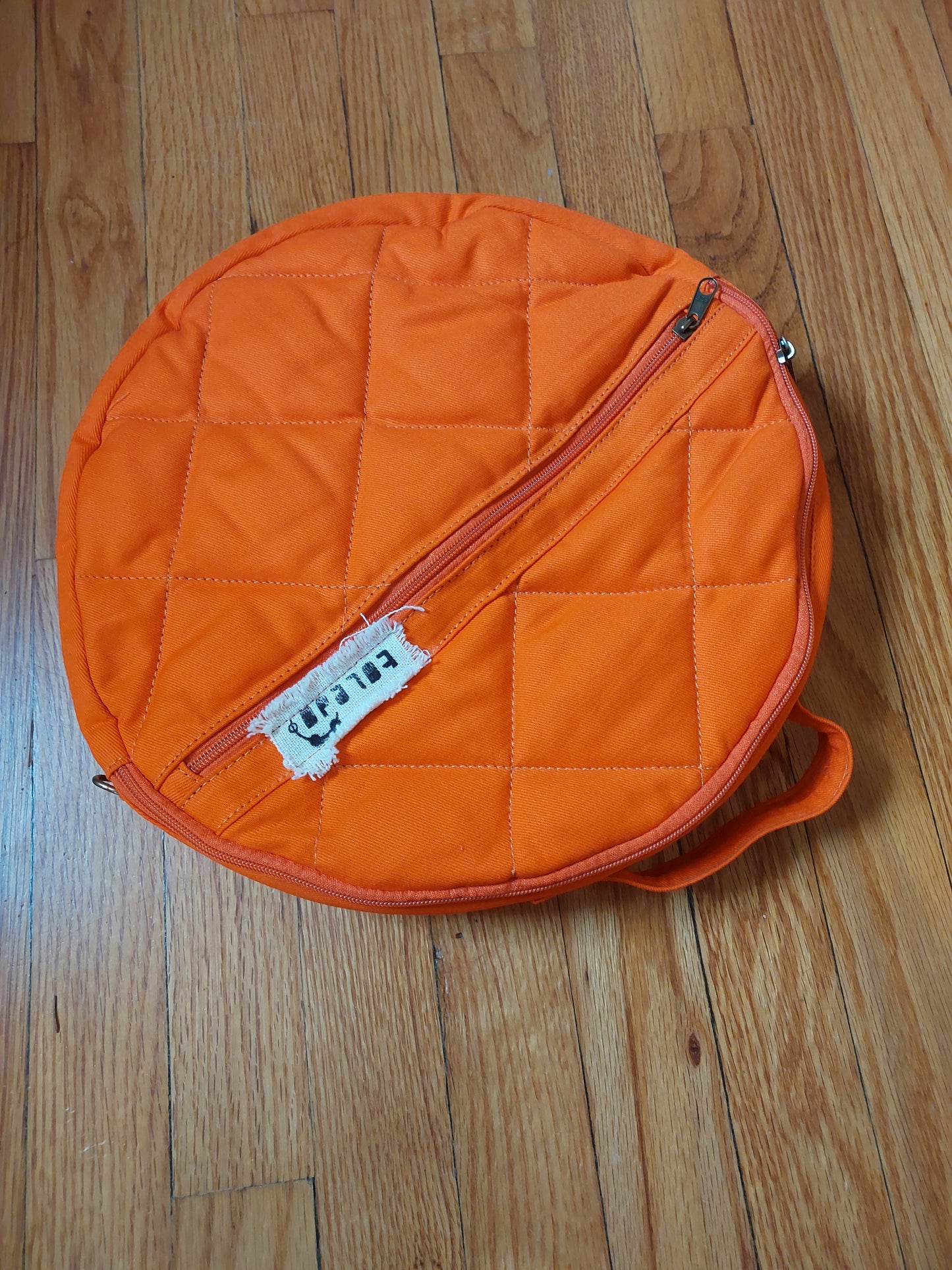 (P5) Pandeiro by Rafael Toledo, Orange bag