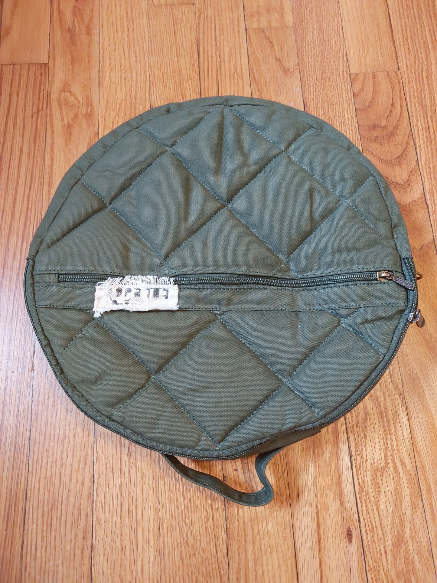 (P4) Pandeiro by Rafael Toledo, Green bag