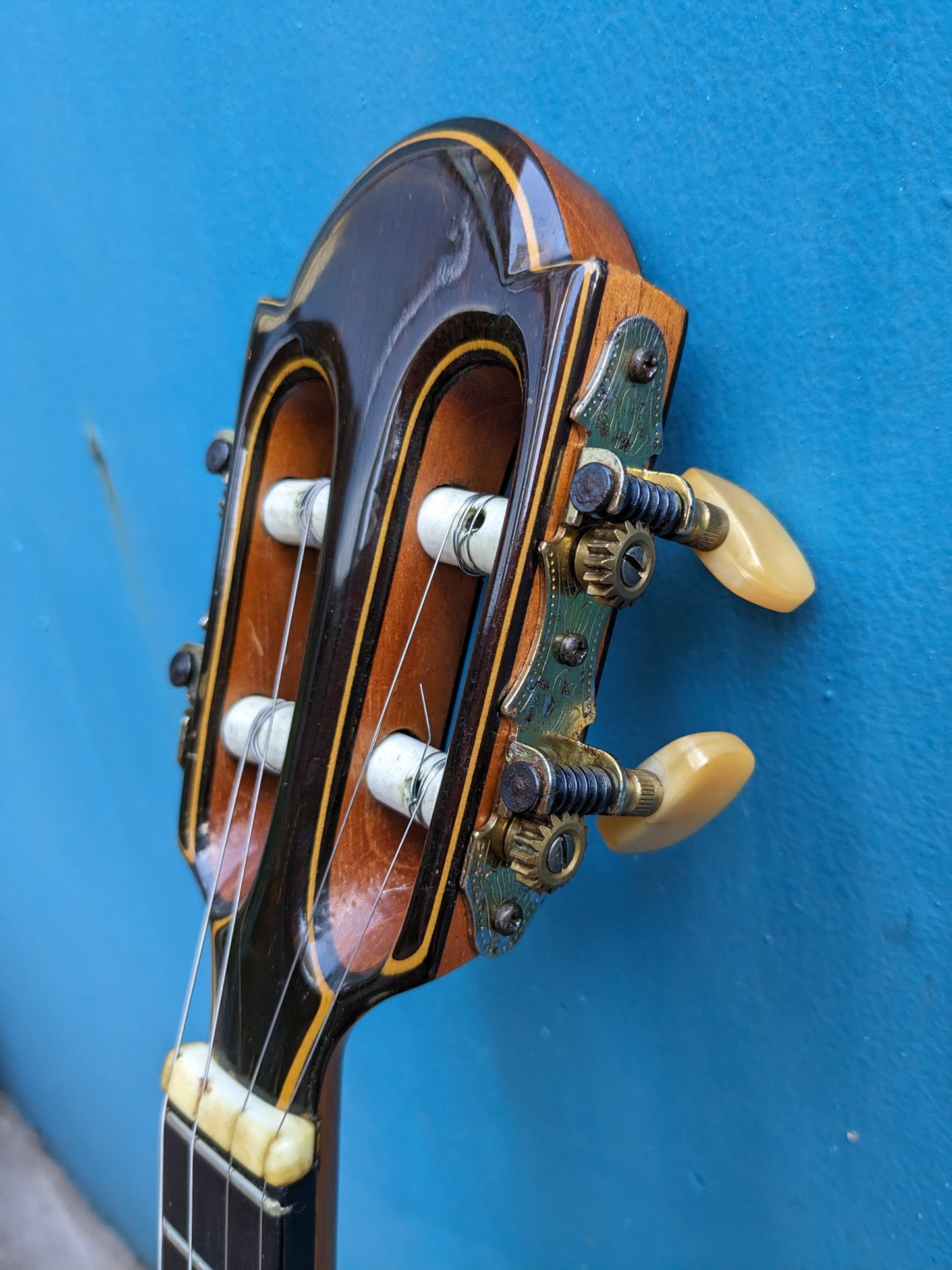 Manoel Andrade Cavaquinho, *2010 (SOLD)