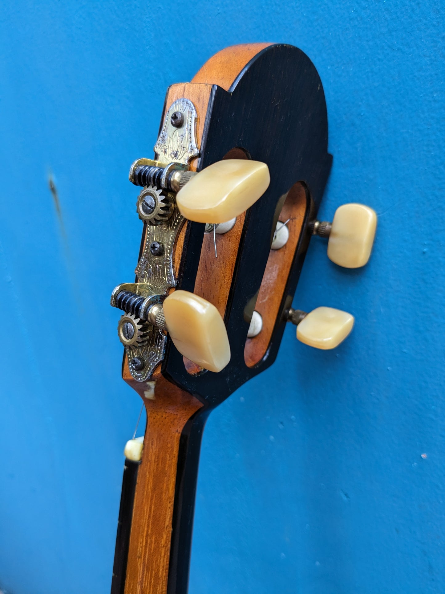 Manoel Andrade Cavaquinho, *2010 (SOLD)