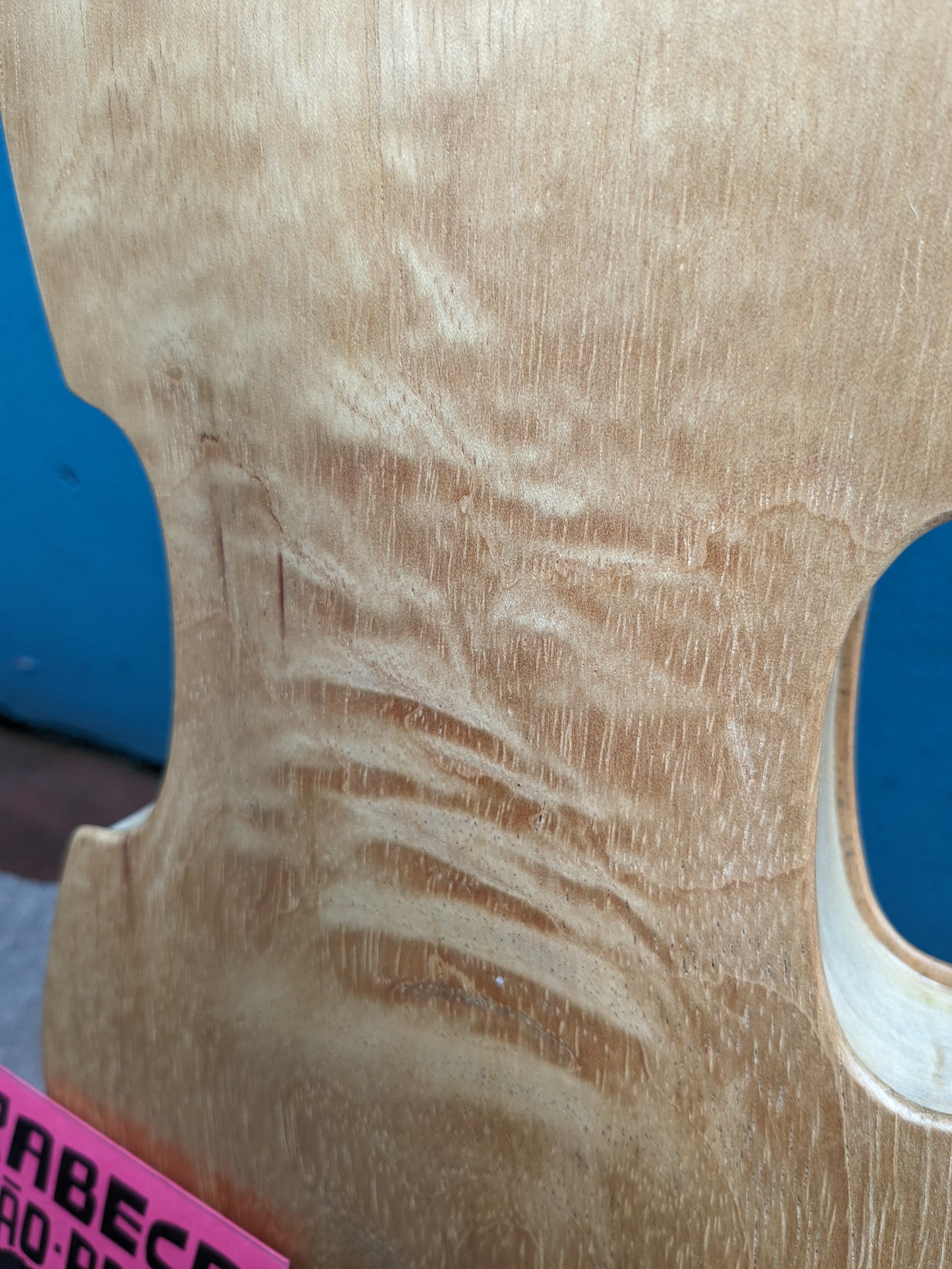 (R1) 4-string rabeca, VALÉRIO BIZUNGA, 2023