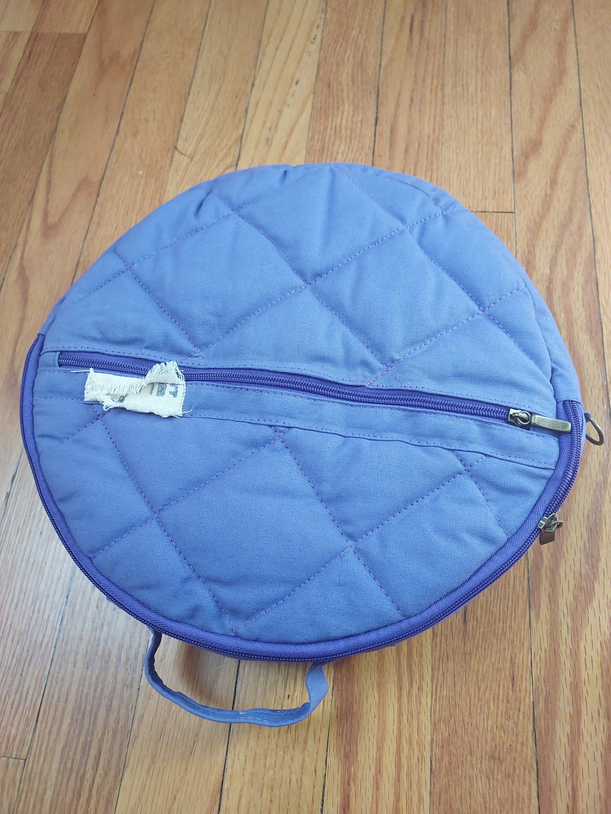 (P4) Pandeiro by Rafael Toledo, (Purple bag)
