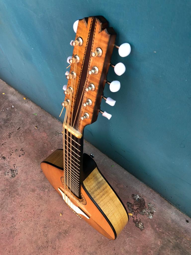 (B5) Vergilio Lima 10-string Bandolim, 2013